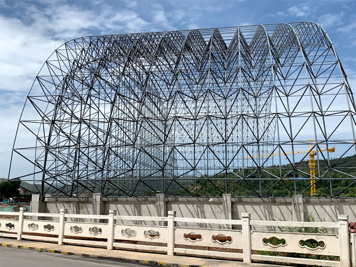 怒江山寨矿储煤棚网架